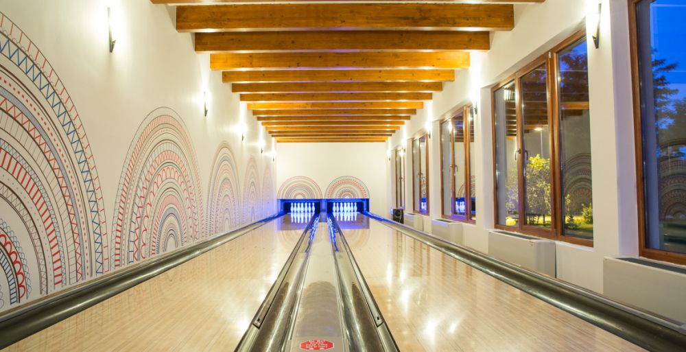 Bowling, Acacia Village