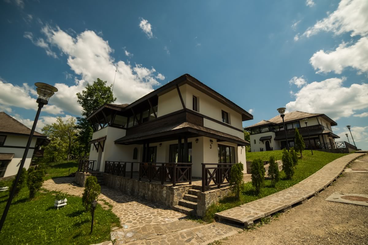 Vila, Satul Prunilor