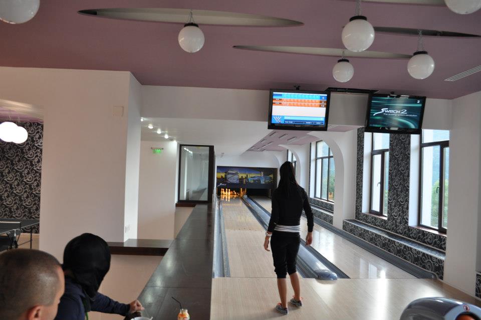 Bowling, Hotel Valea cu Pesti