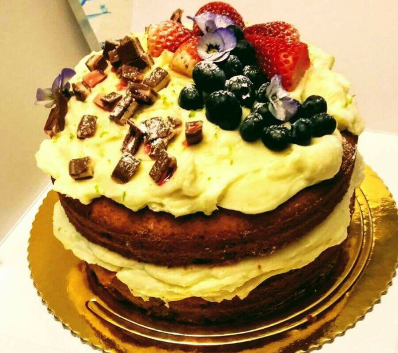 Hummingbird Cake la Dell Arte Pitesti